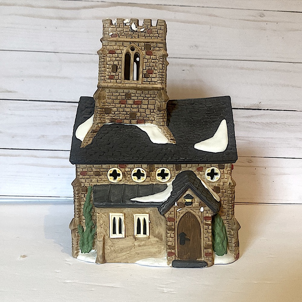 DEPARTMENT 56 - Knottinghill Church – Heritage Village - Dickens Village - Picture 5 of 9